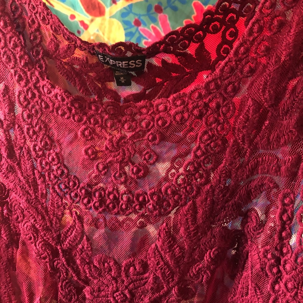 Lacy Maroon Express Tank - Picture 2 of 4